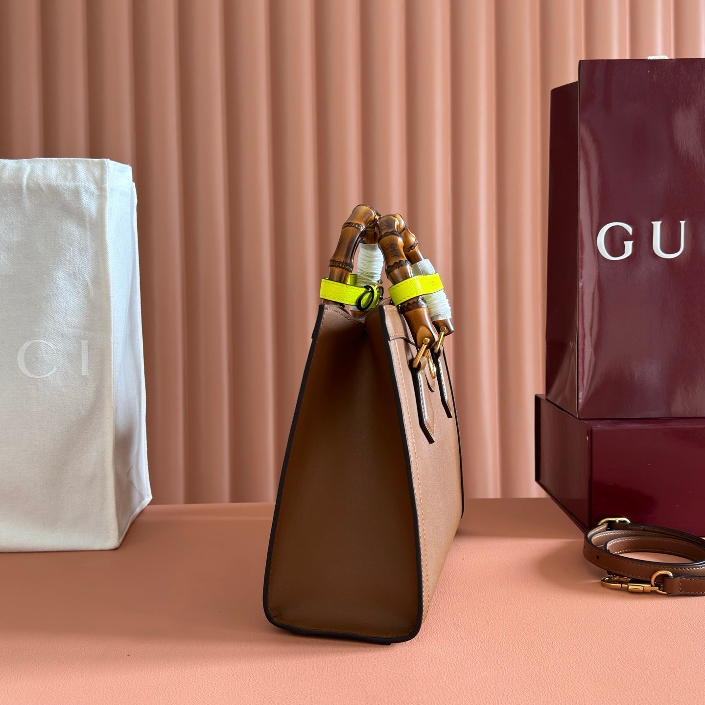 GUCCI 26S DIANA TOTE BAG 27 IN BROWN CALFSKIN