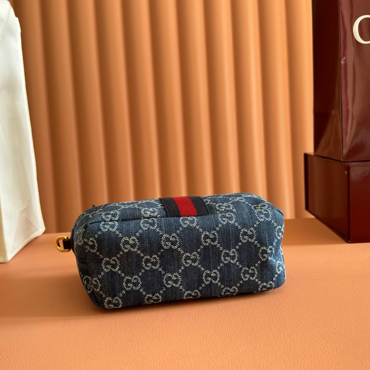 GUCCI 26S GIGLIO TOP HANDLE BAG 19 IN BLUE AND WHITE DENIM
