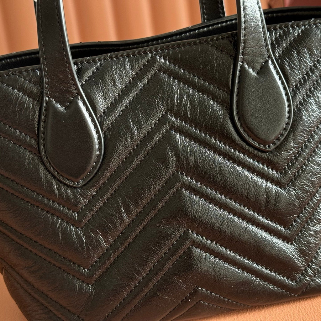 GUCCI 26S  MARMONT TOTE BAG 17 IN BLACK CALFSKIN