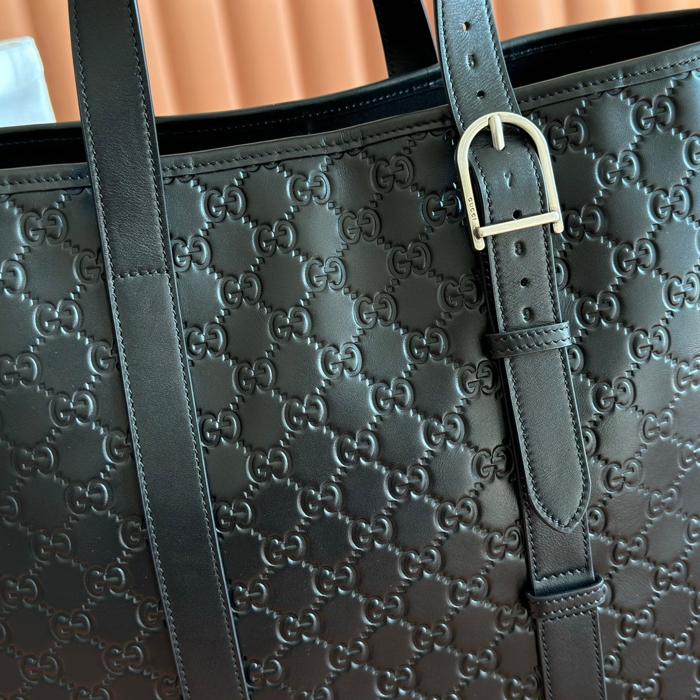 GUCCI 26S TOTE BAG 38 IN BLACK EMBOSSED CALFSKIN