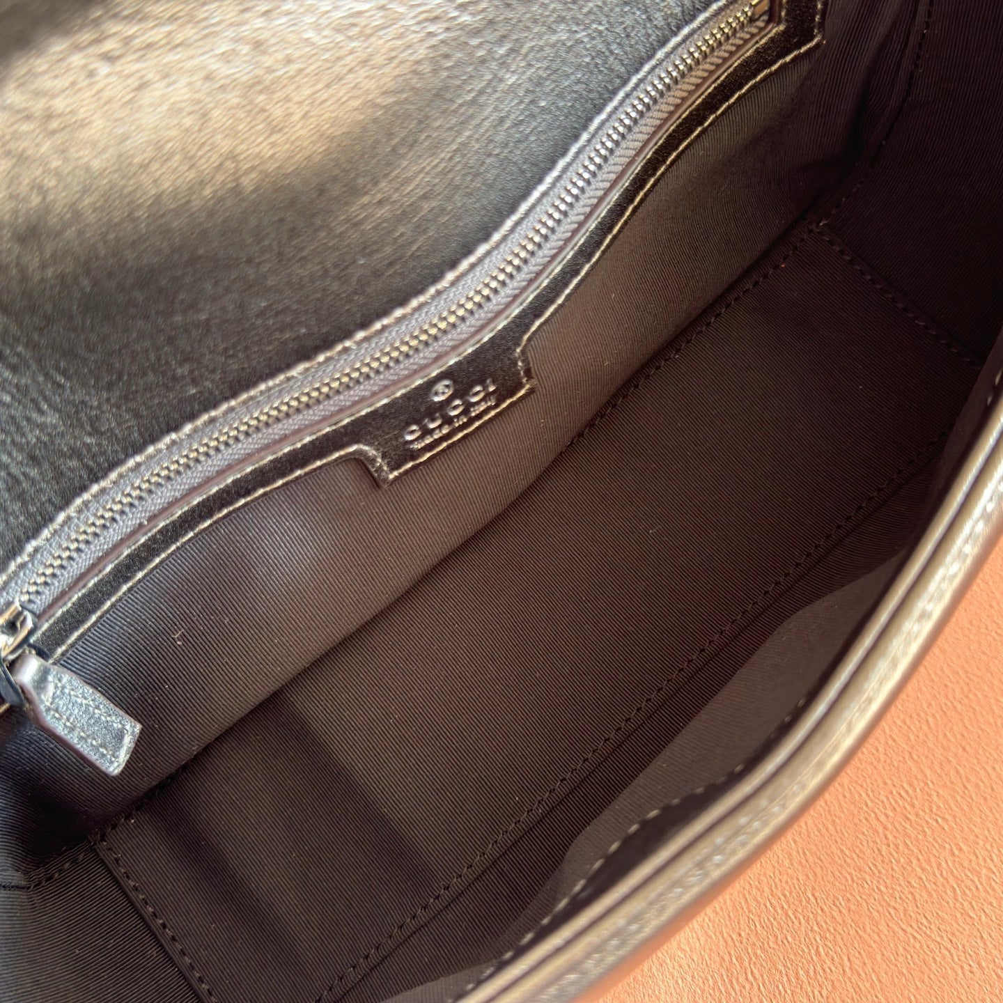 GUCCI 26S  MARMONT BAG 26 IN WARM GRAY BROWN LAMBSKIN