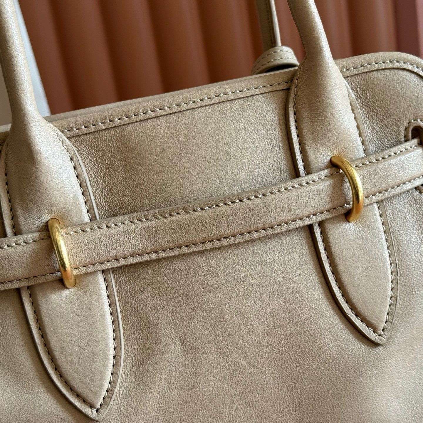 MIUMIU 26S BORSA AVENTURE BAG 30 IN DARK BEIGE CALFSKIN GOLD HARDWARE