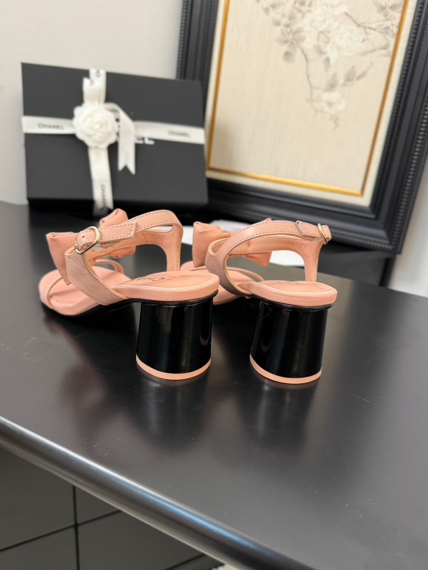 CHANEL MID HEEL SANDALS IN PEACHY PINK CALFSKIN WITH BOW