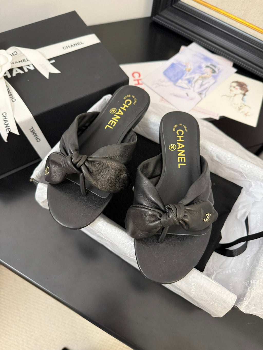 CHANEL 25C Thong Sandal Bow Black Lambskin 233562