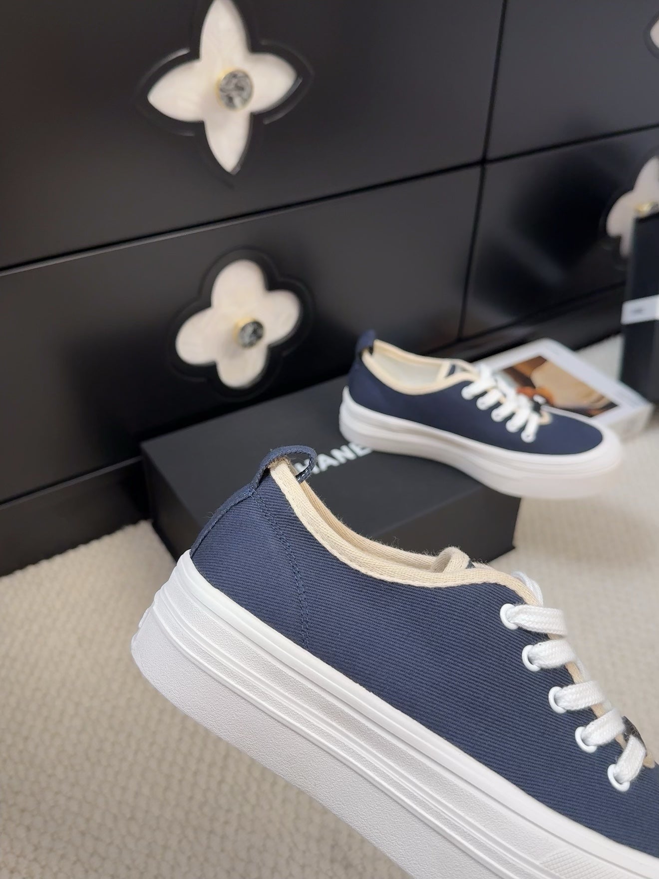 CHANEL TRAINERS SHOES IN NAVY BLUE FABRIC
