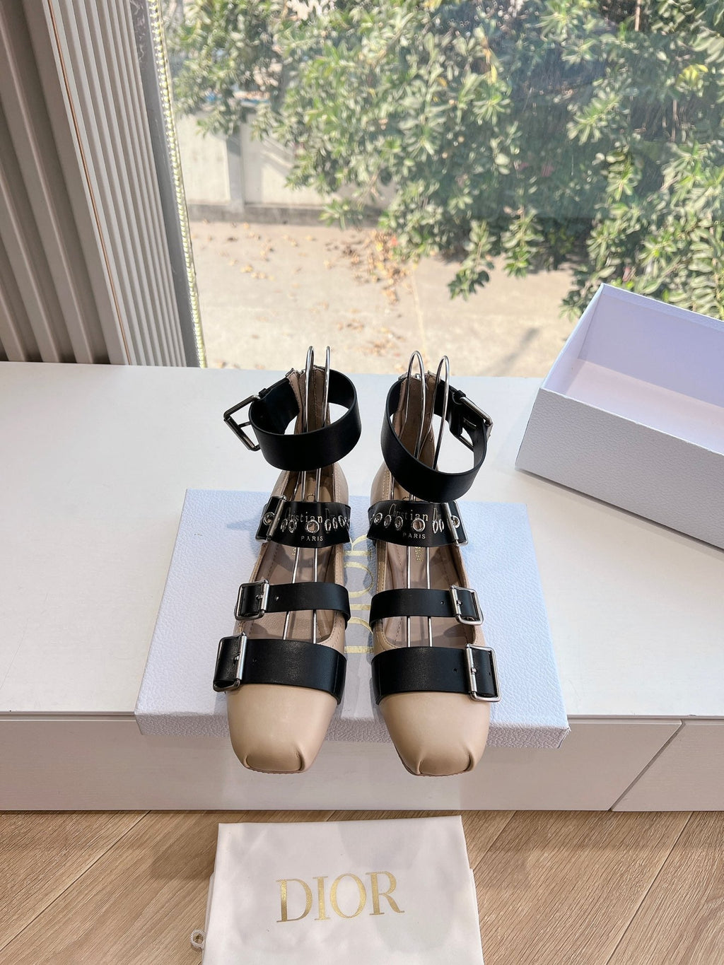 DIOR PUNK BALLET FLAT IN BLACK MIX CAMEL BEIGE CALFSKIN