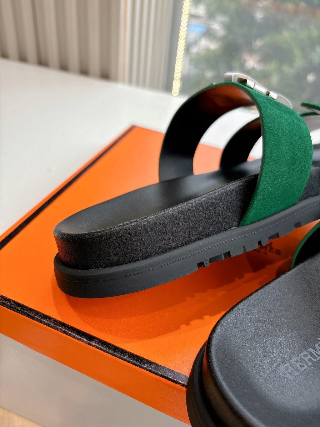 HERMES CHYPRE SANDAL IN PINE GREEN SUEDE