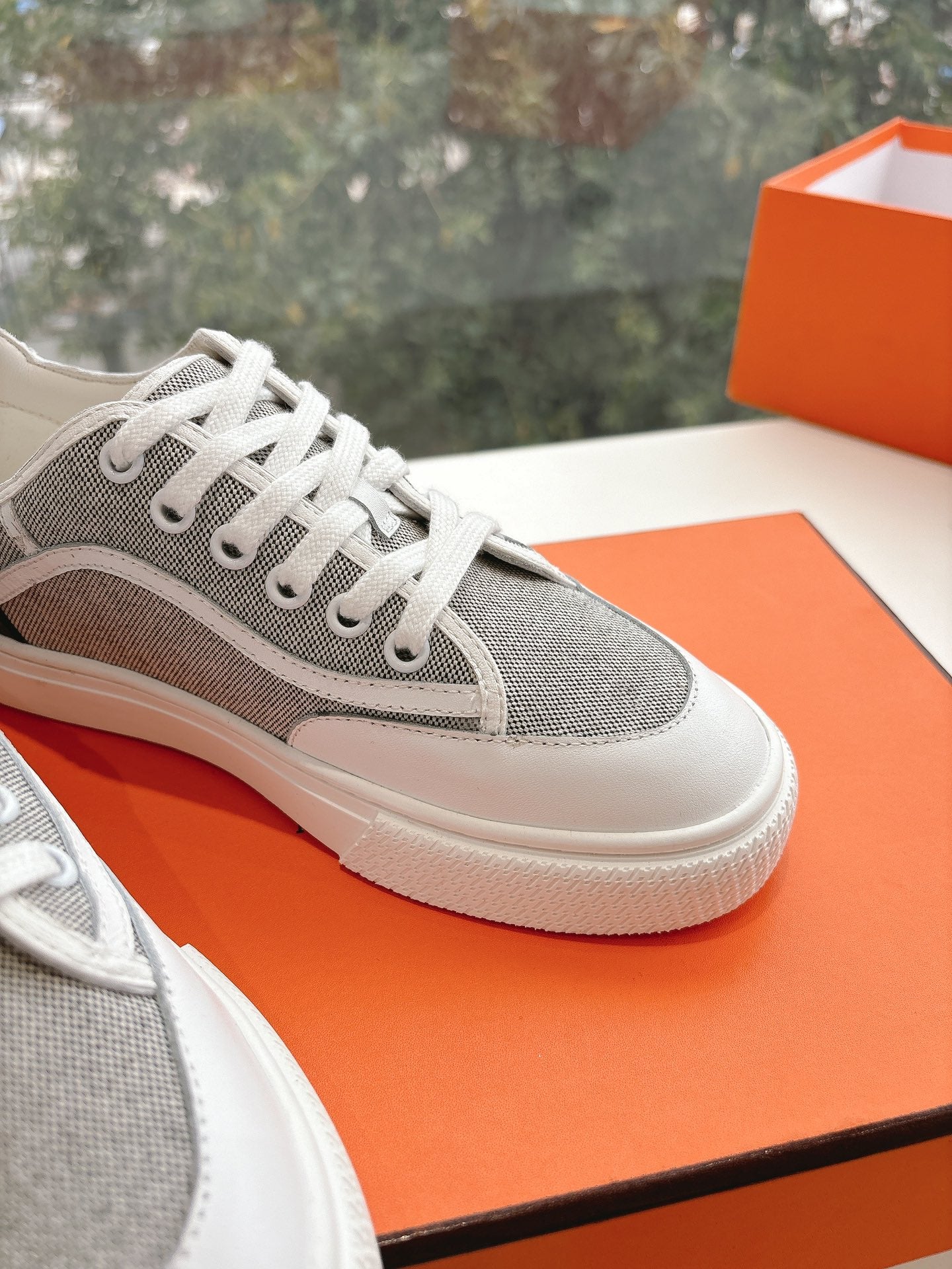 HERMES GET SNEAKER IN DOVE GRAY MAXI CANVAS AND CALFSKIN