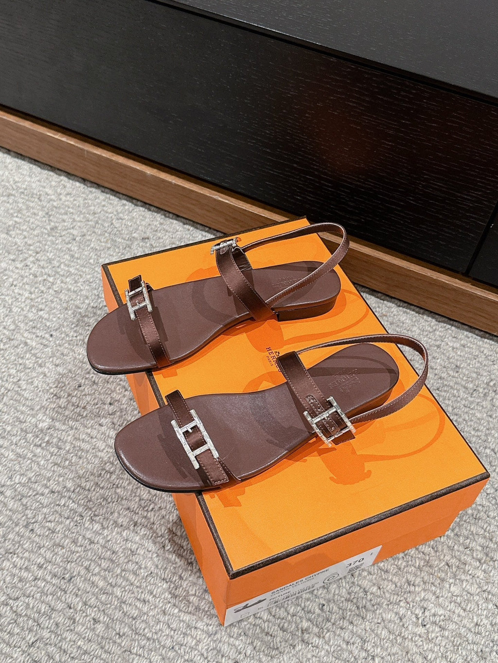 HERMES BUCKLE SANDAL CHOCOLATE CALFSKIN