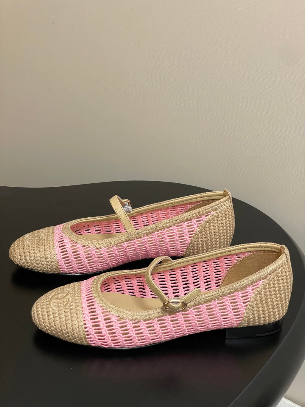 CHANEL BALLET MARY JANE 10MM IN NATURAL BEIGE AND PINK RAFFIA