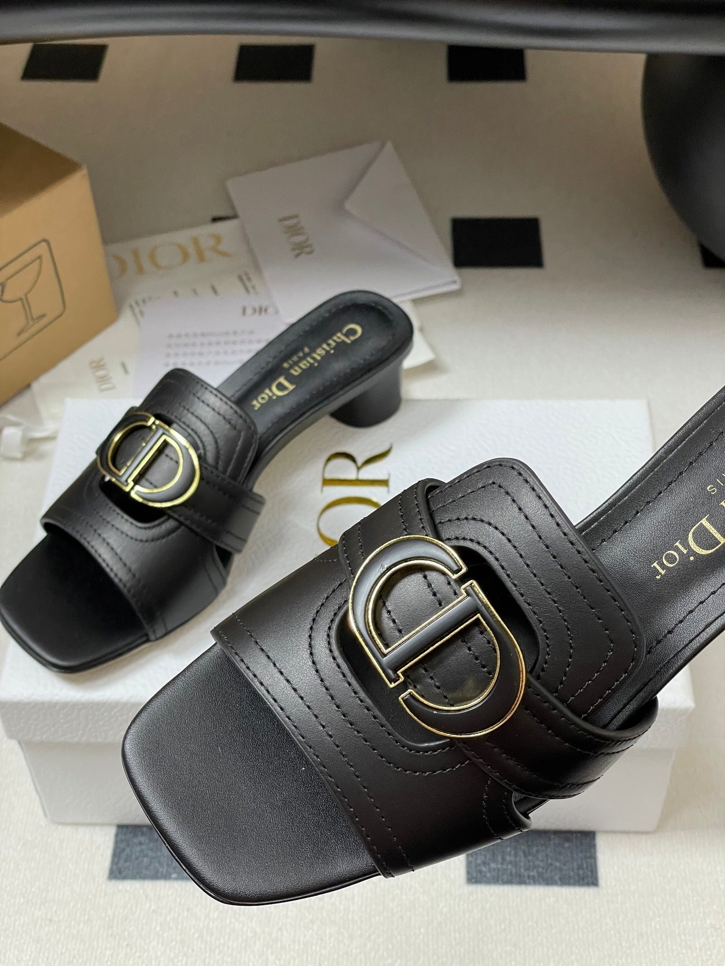 DIOR HIGH HEEL CLASSIC MONTAIGNE 40 MM 25S IN BLACK LAMBSKIN WITH CD LOGO