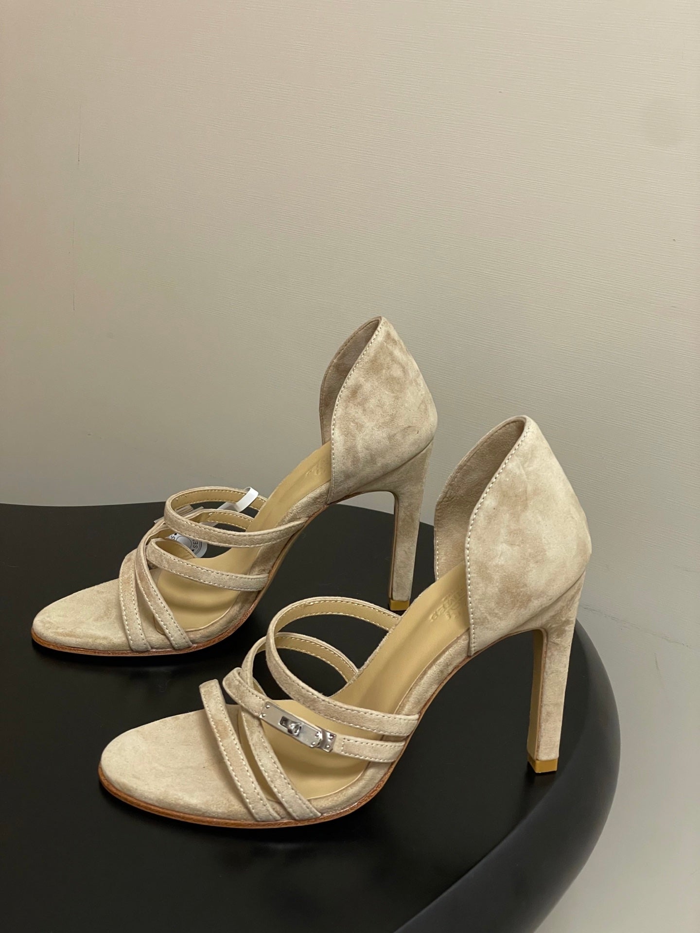 HERMES 25S HIGH-HEEL SANDAL 105 MM IN BEIGE SUEDE