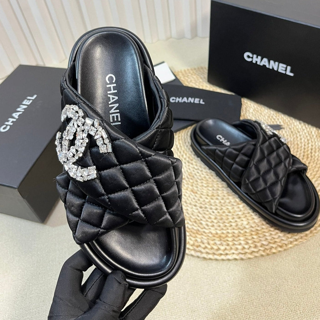 CHANEL Women's slippers with two crossed straps sheepskins black