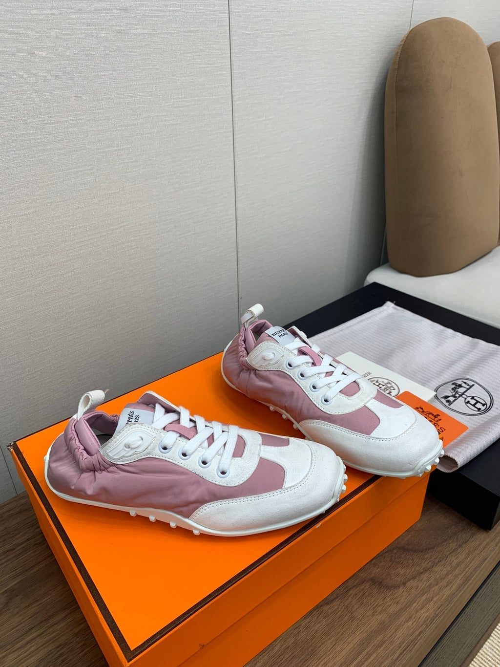 HERMES SKATEBOARD SHOES LIGHT GRAY MIX DARK PINK CALFSKIN