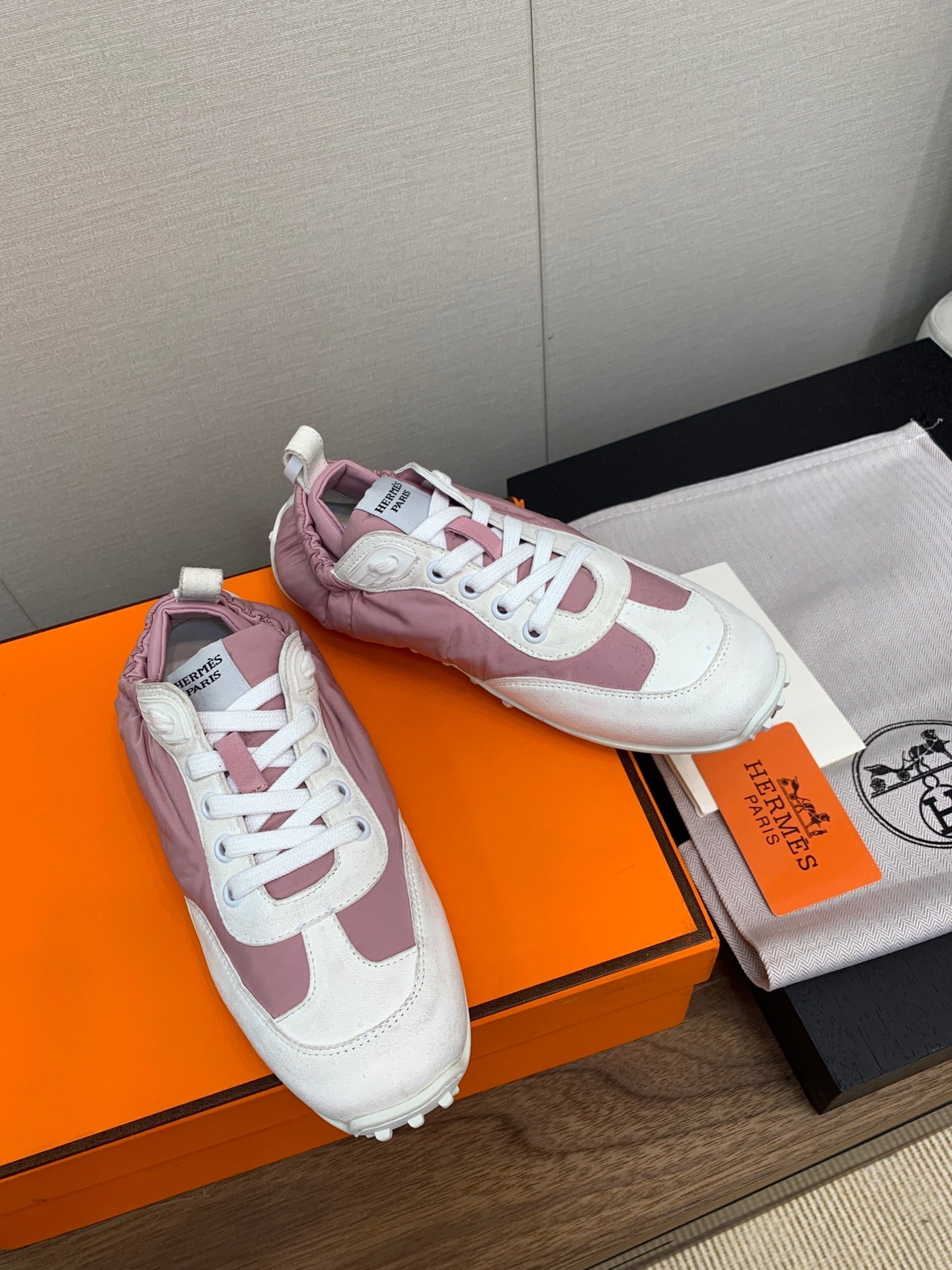 HERMES SKATEBOARD SHOES LIGHT GRAY MIX DARK PINK CALFSKIN
