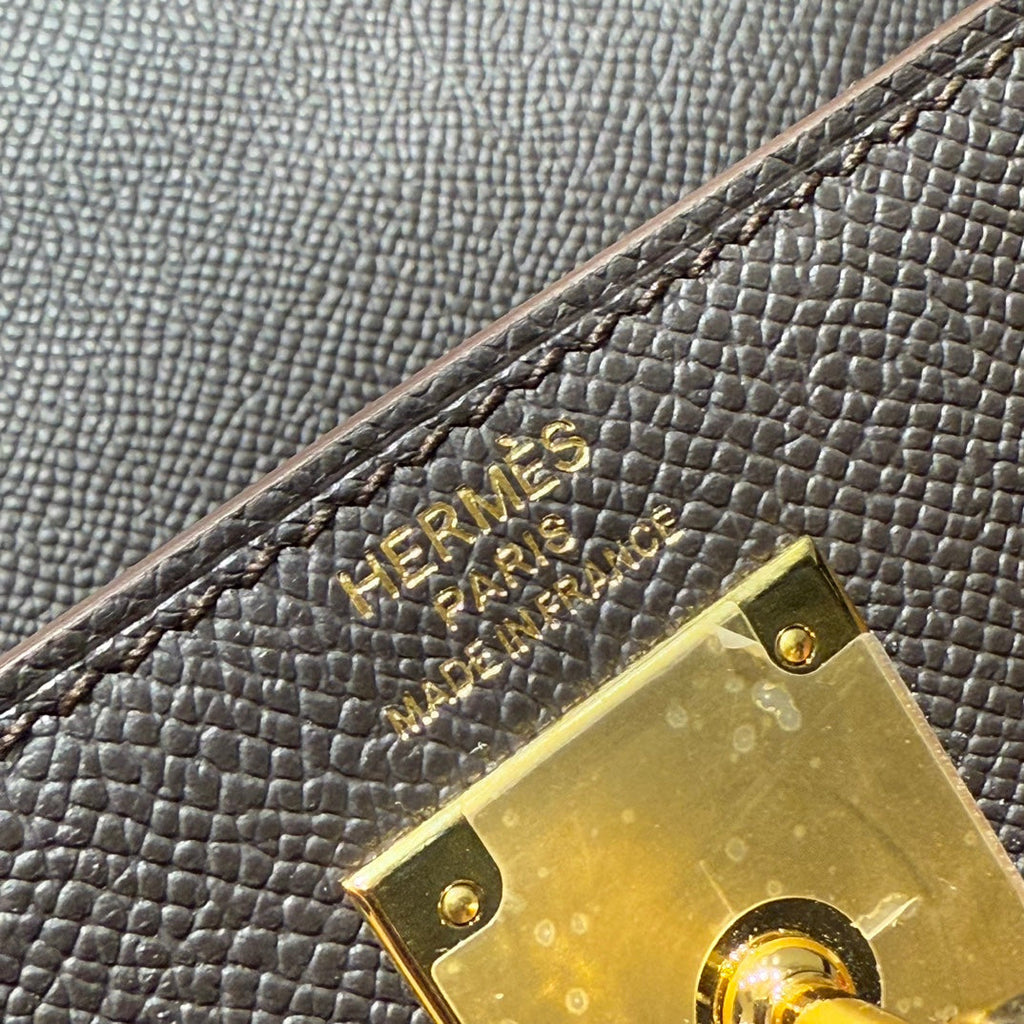 HERMES KELLY 28CM IN EBENE EPSOM CALFSKIN GOLD HARDWARE