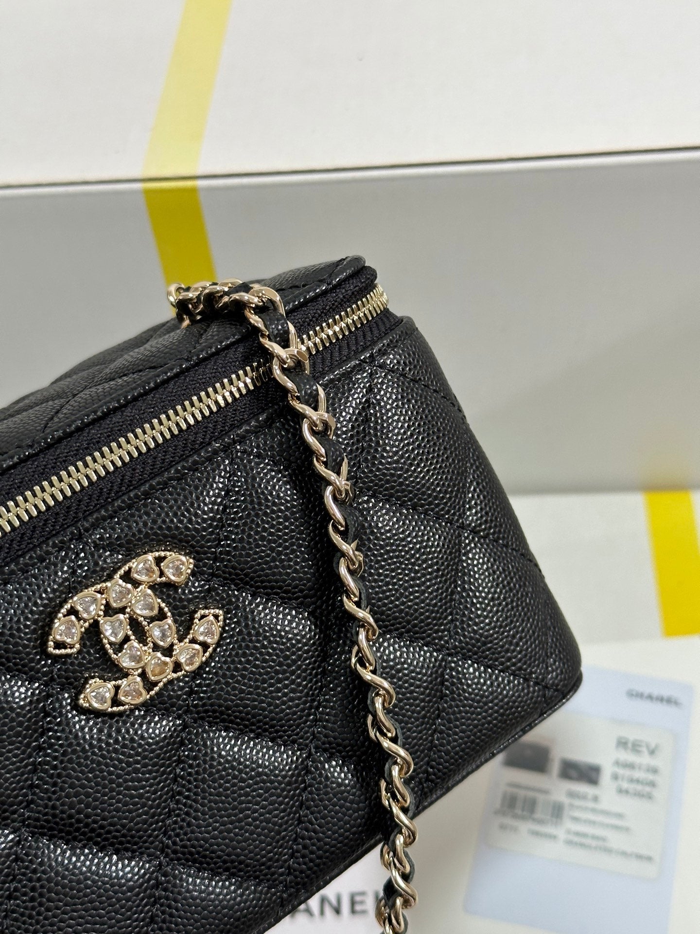 CHANEL VANITY CASE 17 CRYSTAL STUDDED LOGO IN BLACK CALFSKIN GOLD HARDWARE