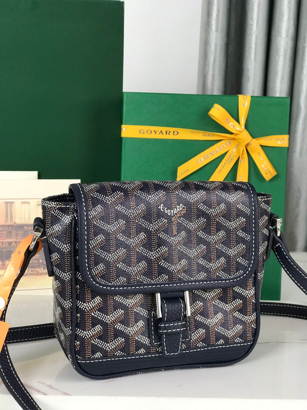 GRAND BLEU 16 IN NAVY BLUE GOYARDINE CANVAS AND LAMBSKIN