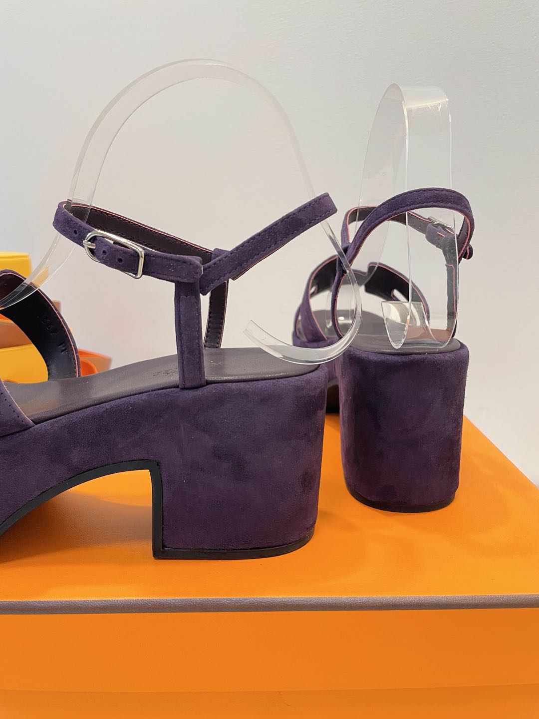 HERMES JAM 30 SANDAL IN VIOLET SUEDE
