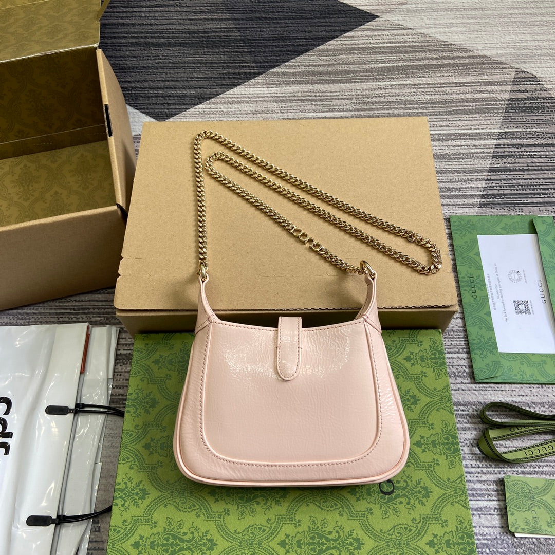 GUCCI JACKIE NOTTE MINI BAG 19 IN LIGHT PINK CRACKED LACQUER CALFSKIN GOLD HARDWARE