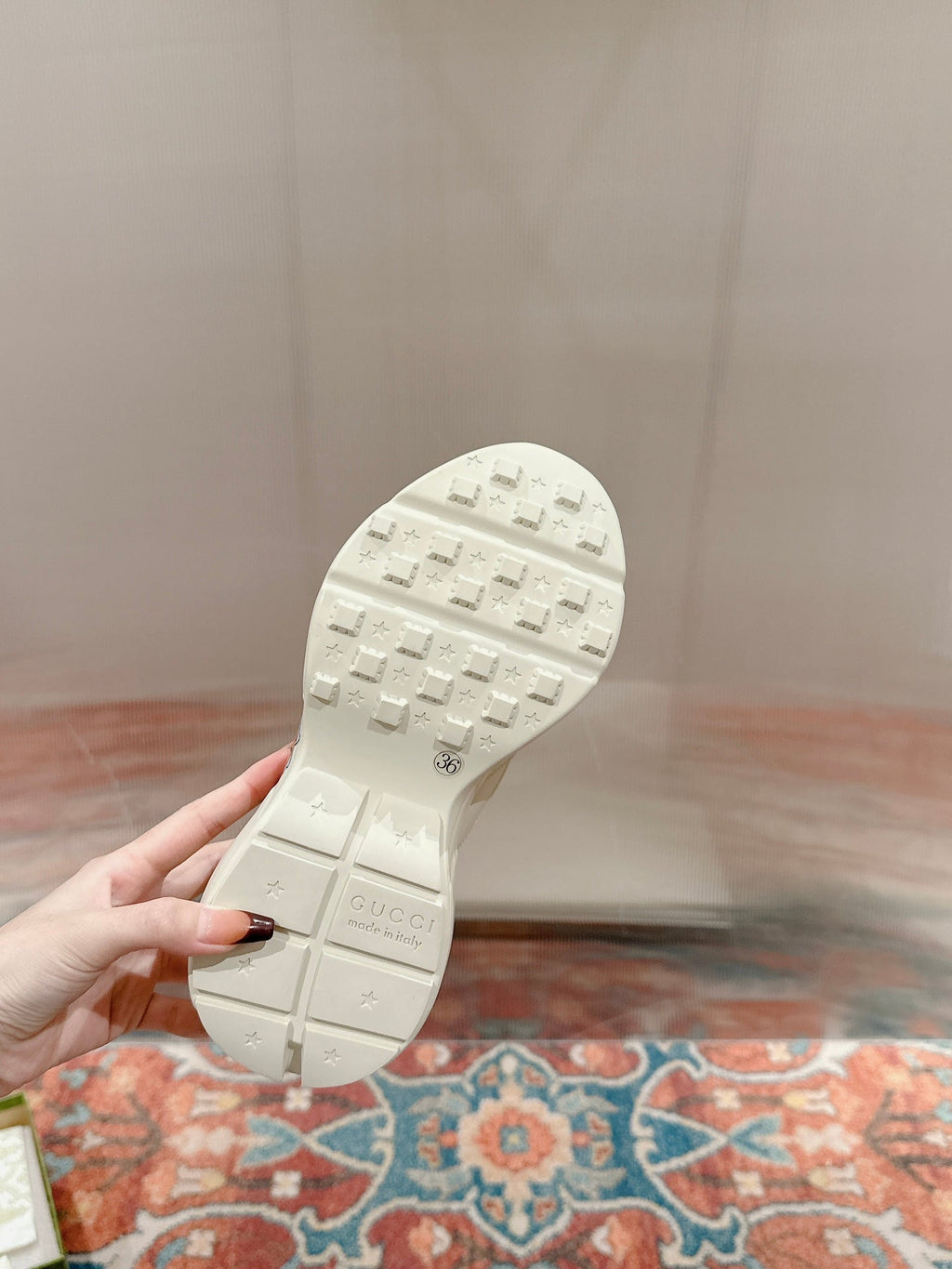 GUCCI RHYTON TRAINER WHITE CALFSKIN WITH BEAR MOTIF