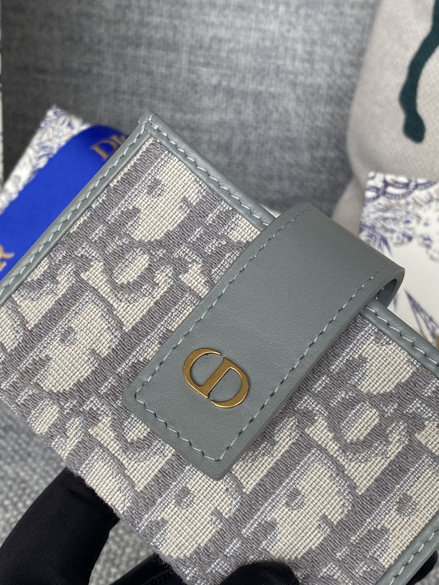 DIOR MONTAIGNE WALLET 11 IN OSLO GREY MONOGRAM OBLIQUE JACQUARD