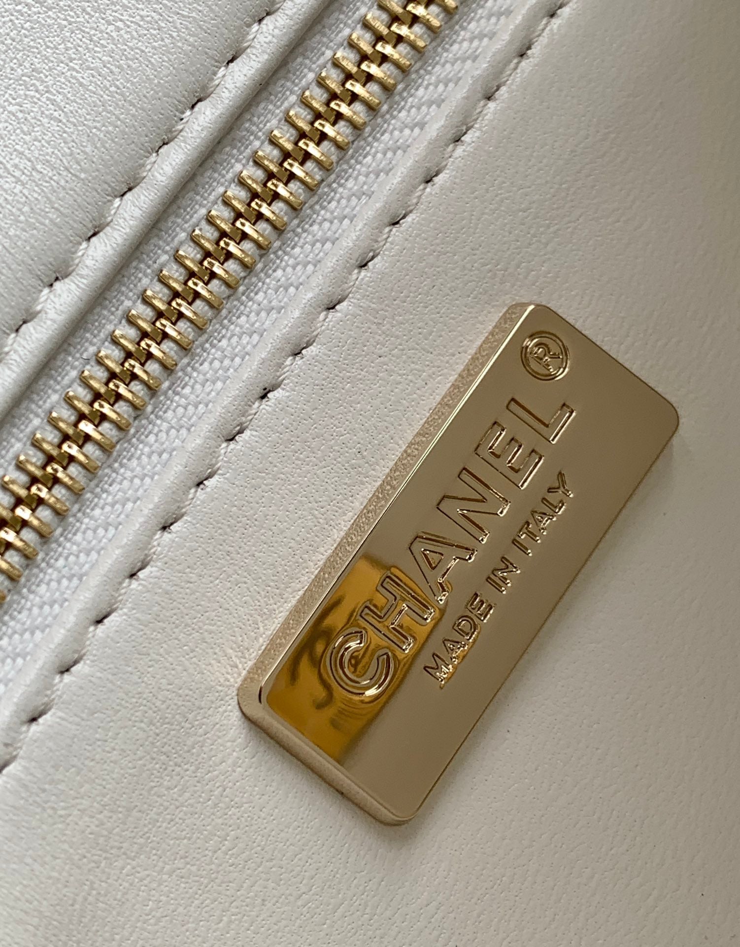 CHANEL MINI 21 FLAP BAG IN COLORFUL WOOL TWEED