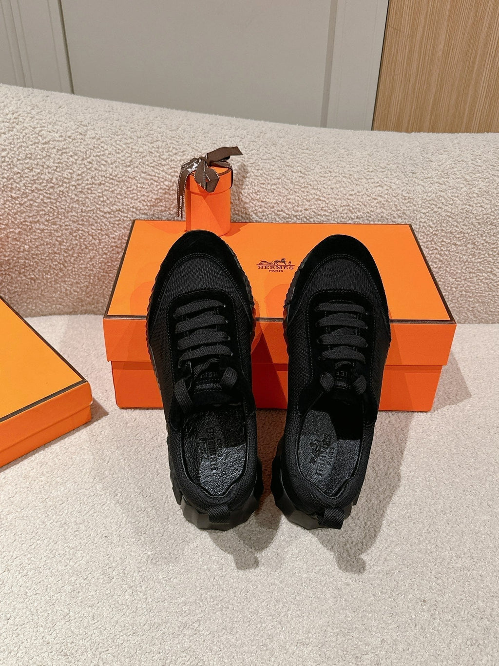 HERMES MAINLAND SNEAKER IN FULL BLACK SUEDE AND BREATHABLE MESH FABRIC