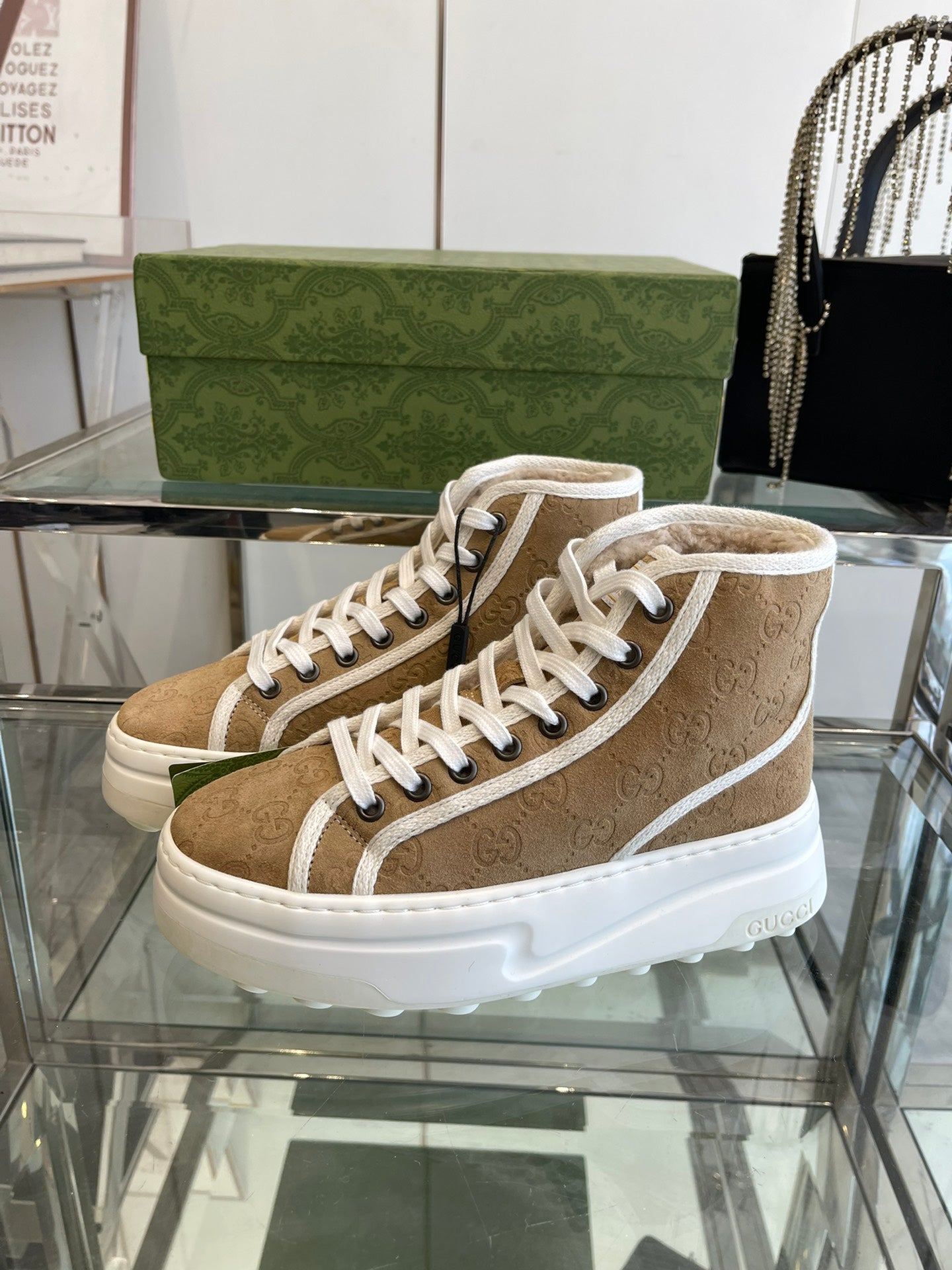 GUCCI HIGH TOP SNEAKER IN CAMEL BROWN CANVAS WITH BEIGE FLEECE LINING