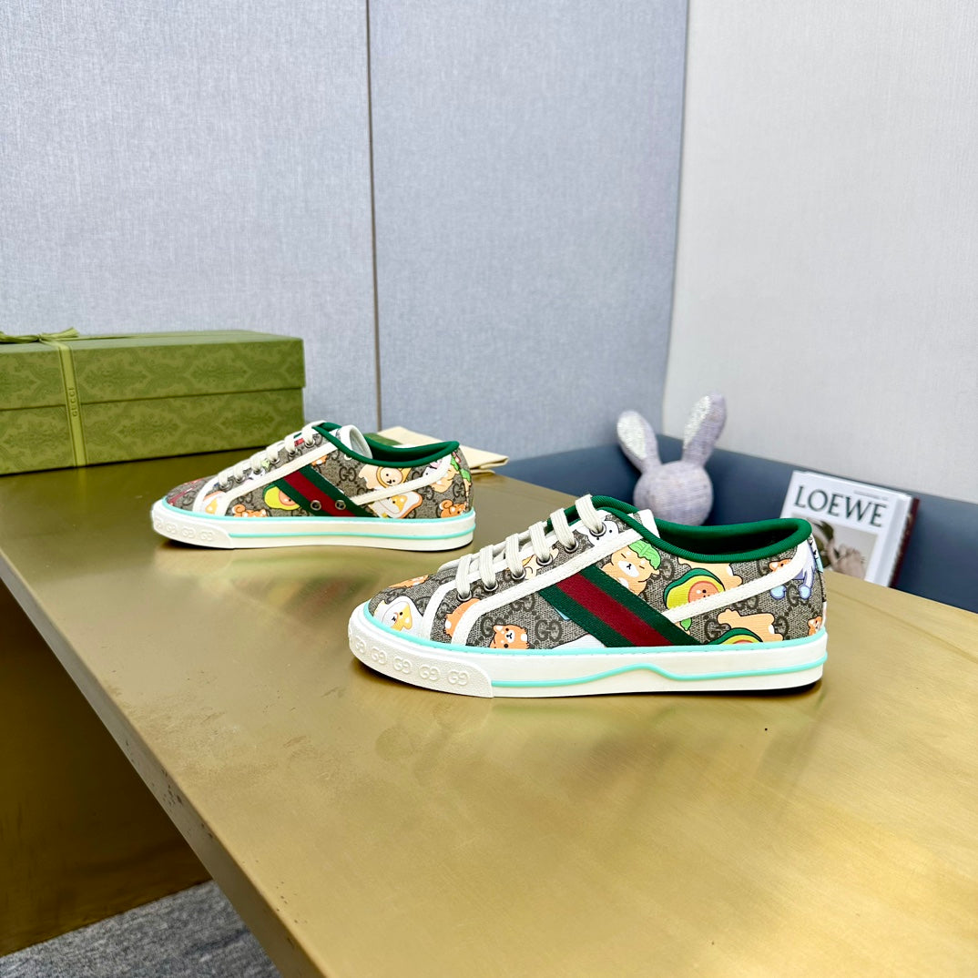 GUCCI TENNIS 1977 TRAINER CANVAS WITH ANIMALS MOTIF