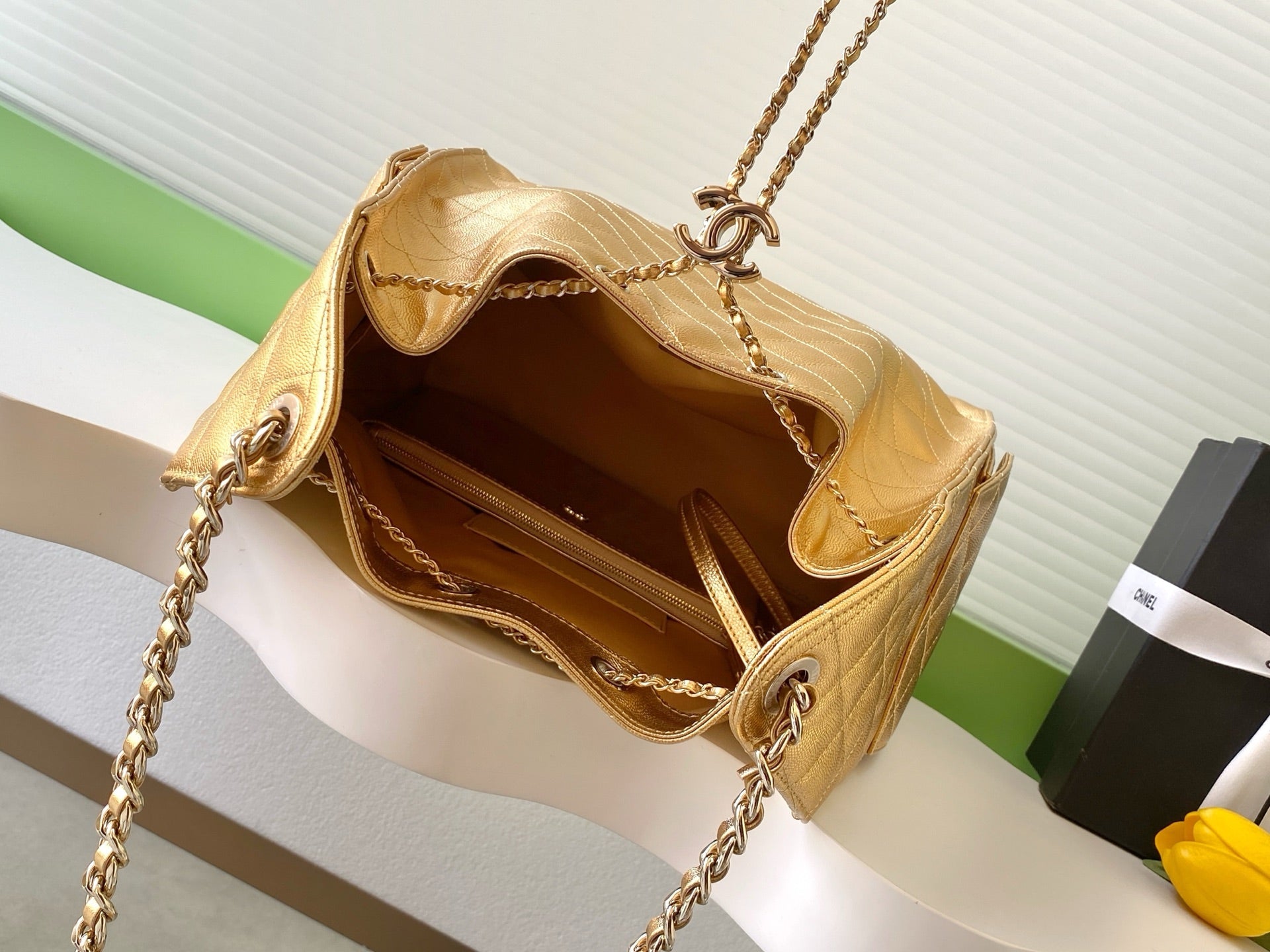 CHANEL 25S HOBO BAG 40 IN METALLIC GOLD CAVIAR LEATHER