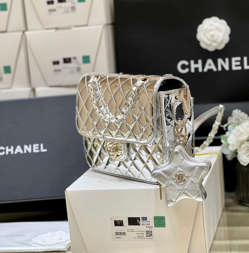 CHANEL 25S  STAR SILVER 23 IN METALLIC SILVER CALFSKIN