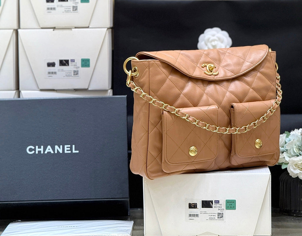 CHANEL 25S HIPPIE HOBO POSTMAN BAG 30 IN WARM TAUPE CALFSKIN GOLD HARDWARE