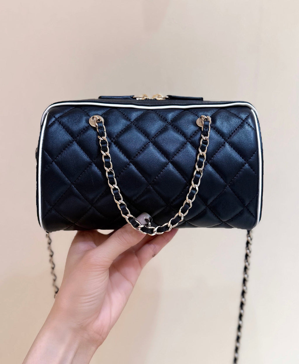 CHANEL MEITO BOSTON MATELASSE CAVIAR SHOULDER HANDBAG 18 IN BLACK LAMBSKIN