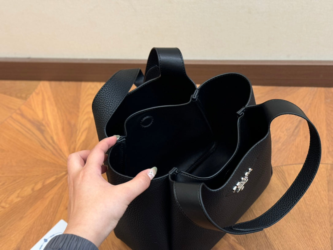 PRADA 25 BASKET BAG IN BLACK CALFSKIN