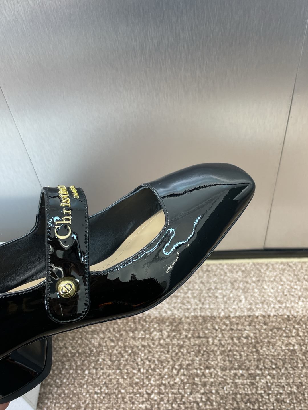 DIOR MEDIUM 35 MM HEEL PUMP IN BLACK PATENT CALFSKIN