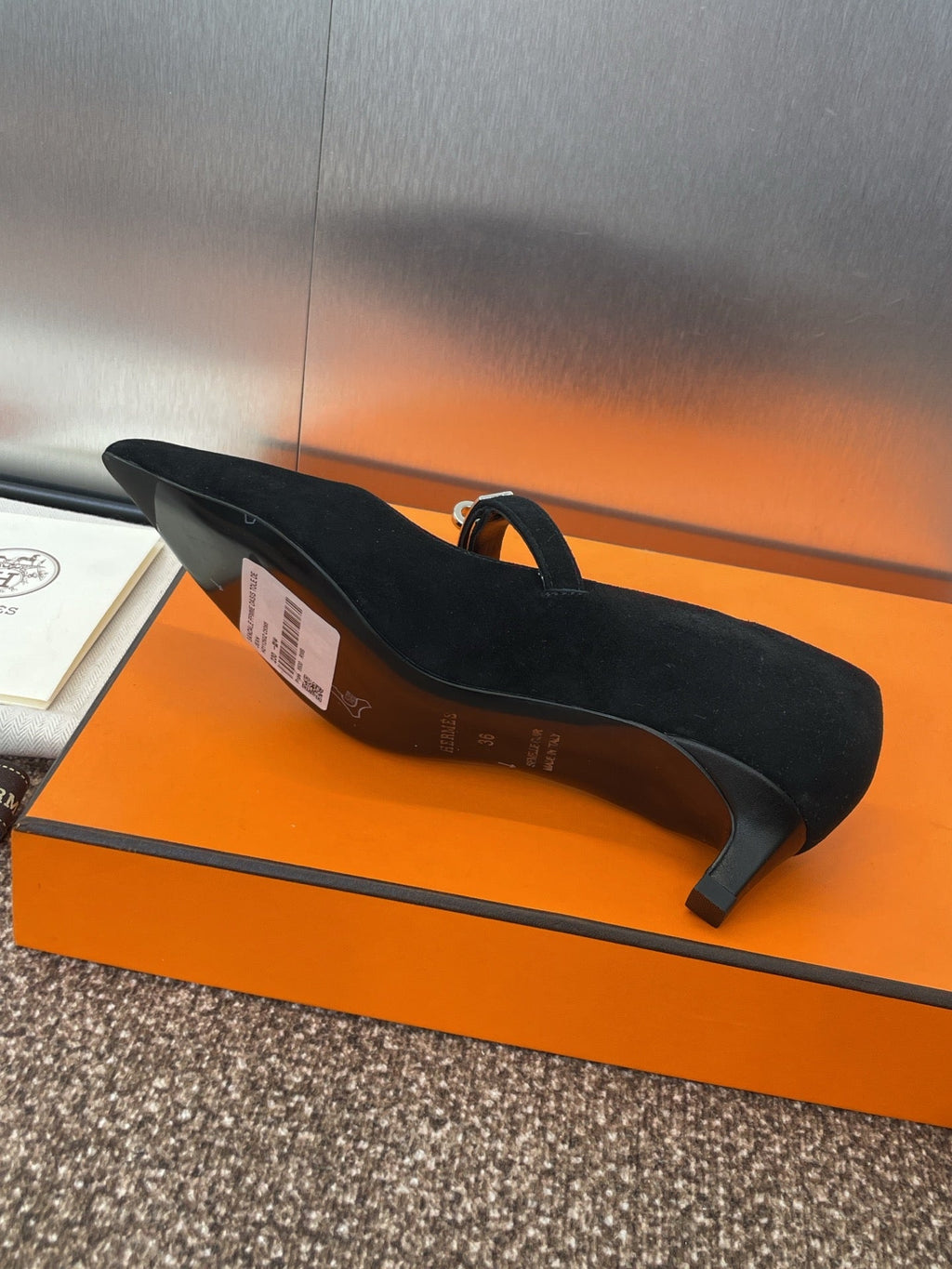 HERMES KIARA 40 MM PUMP IN BLACK SUEDE