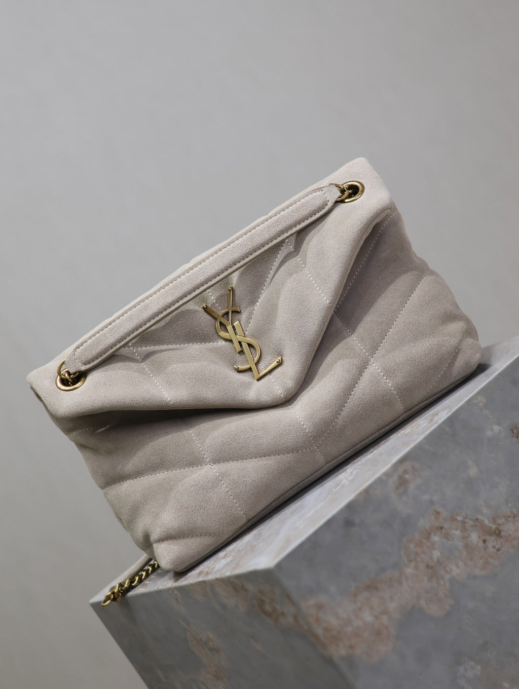 YSL 25S LOULOU PUFFER MM 29 IN SMOKEY TAUPE SUEDE GOLD HARDWARE