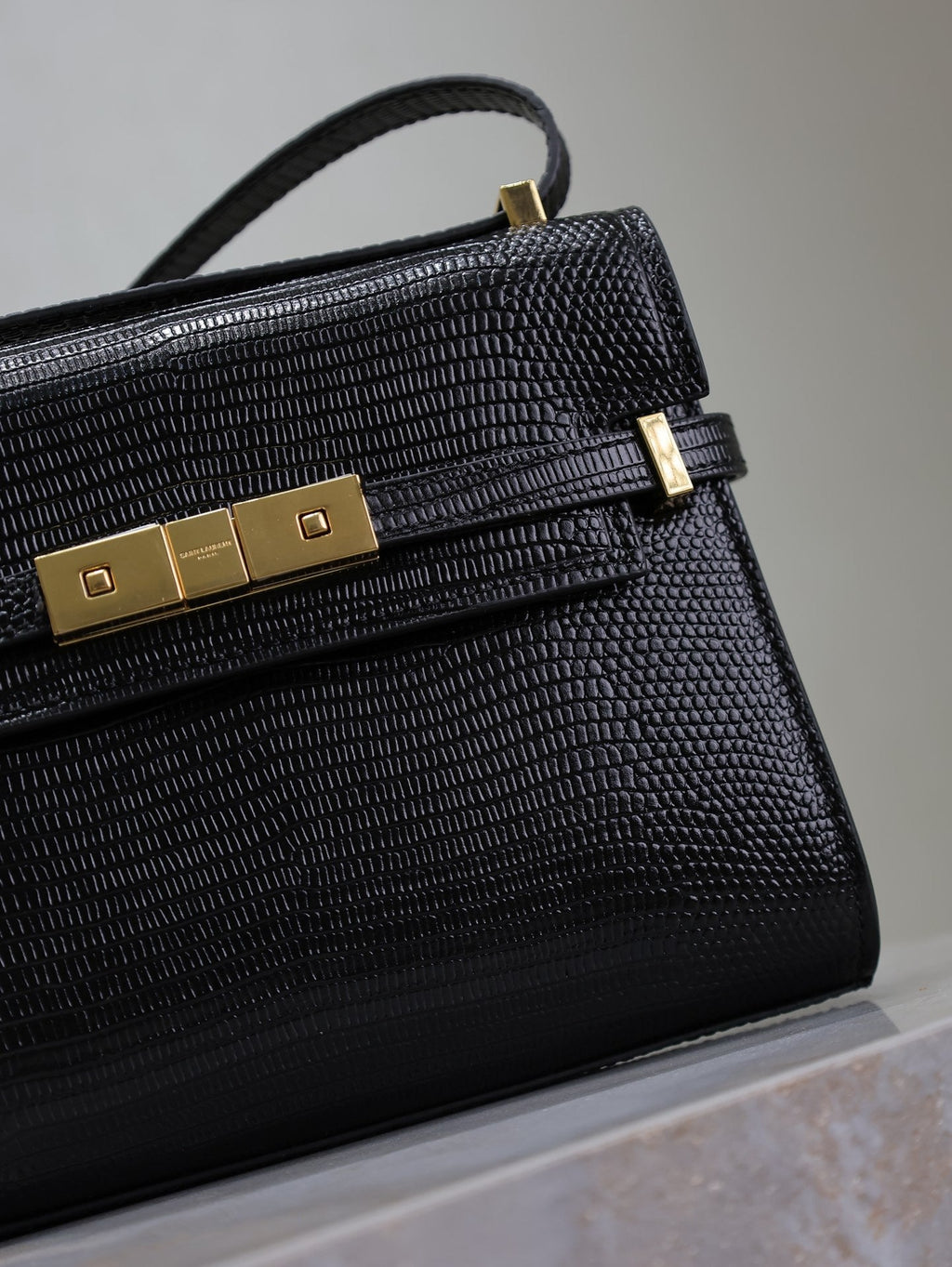 YSL 25S MINI MANHATTAN 19 IN BLACK SHINY CROCODILE CALFSKIN GOLD HARDWRE