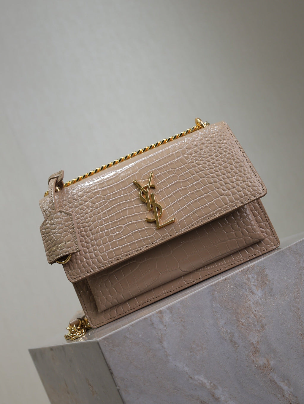 YSL 25S SUNSET MEDIUM 22 IN NUDE CROCODILE-EMBOSSED SHINY CALFSKIN GOLD HARDWARE