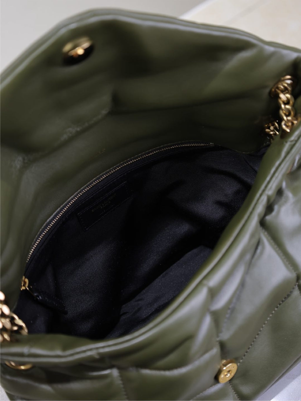 YSL 25S LOULOU PUFFER GM 35 IN DARK OLIVE CALFSKIN GOLD HARDWRE