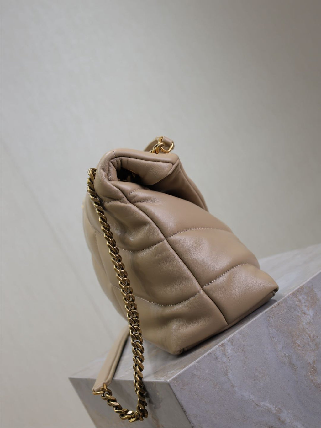 YSL 25S LOULOU PUFFER GM 35 IN BROWN CALFSKIN GOLD HARDWARE