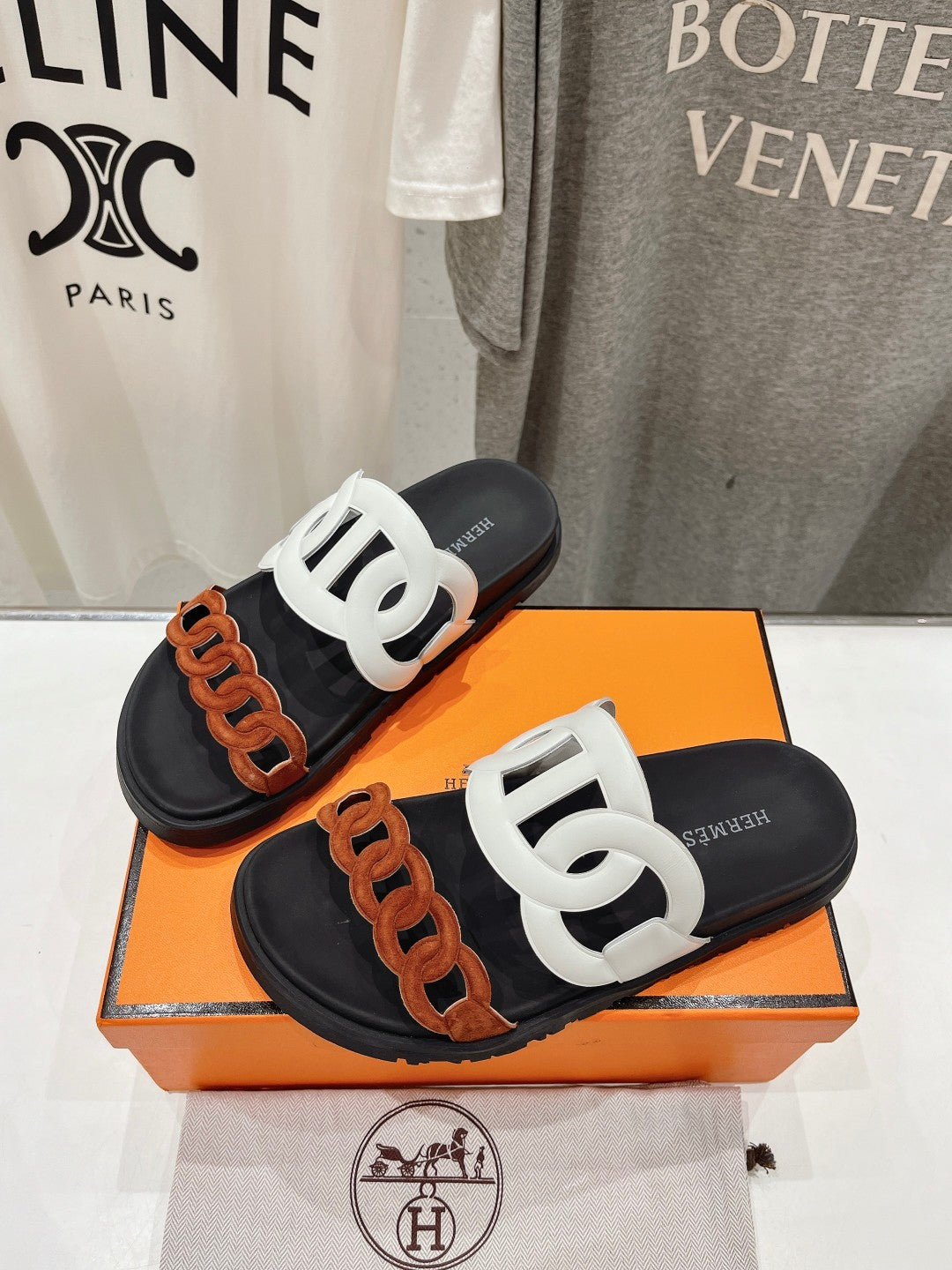 HERMES EXTRA SANDAL BLACK MIX WHITE MIX SYRUP CALFSKIN