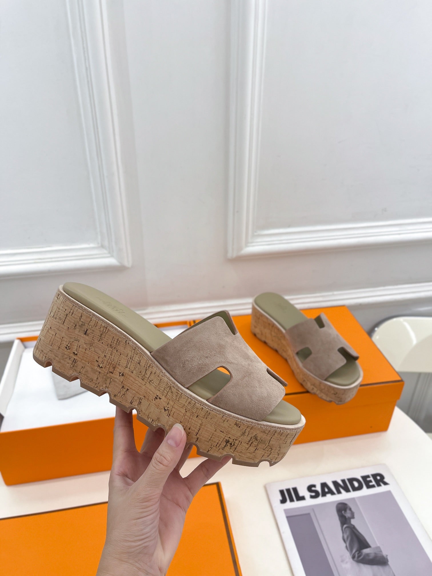 HERMES Eze 30 Sandal Light Brown Suede