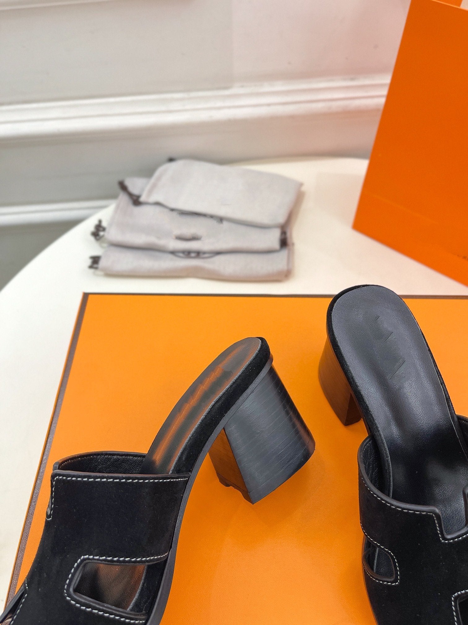 HERMES HELIA 60 SANDAL BLACK SUEDE