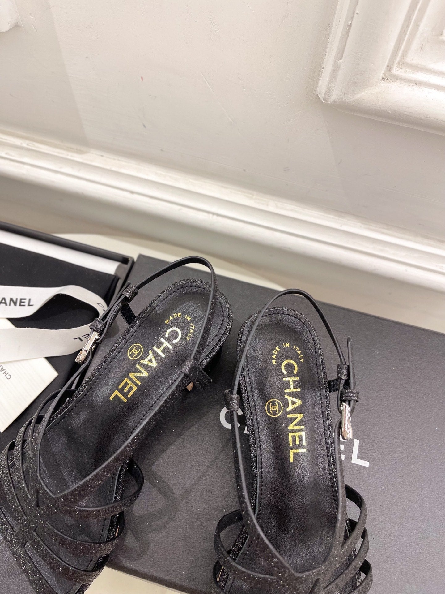 CHANEL BLACK ROMAN 5 CM SANDALS