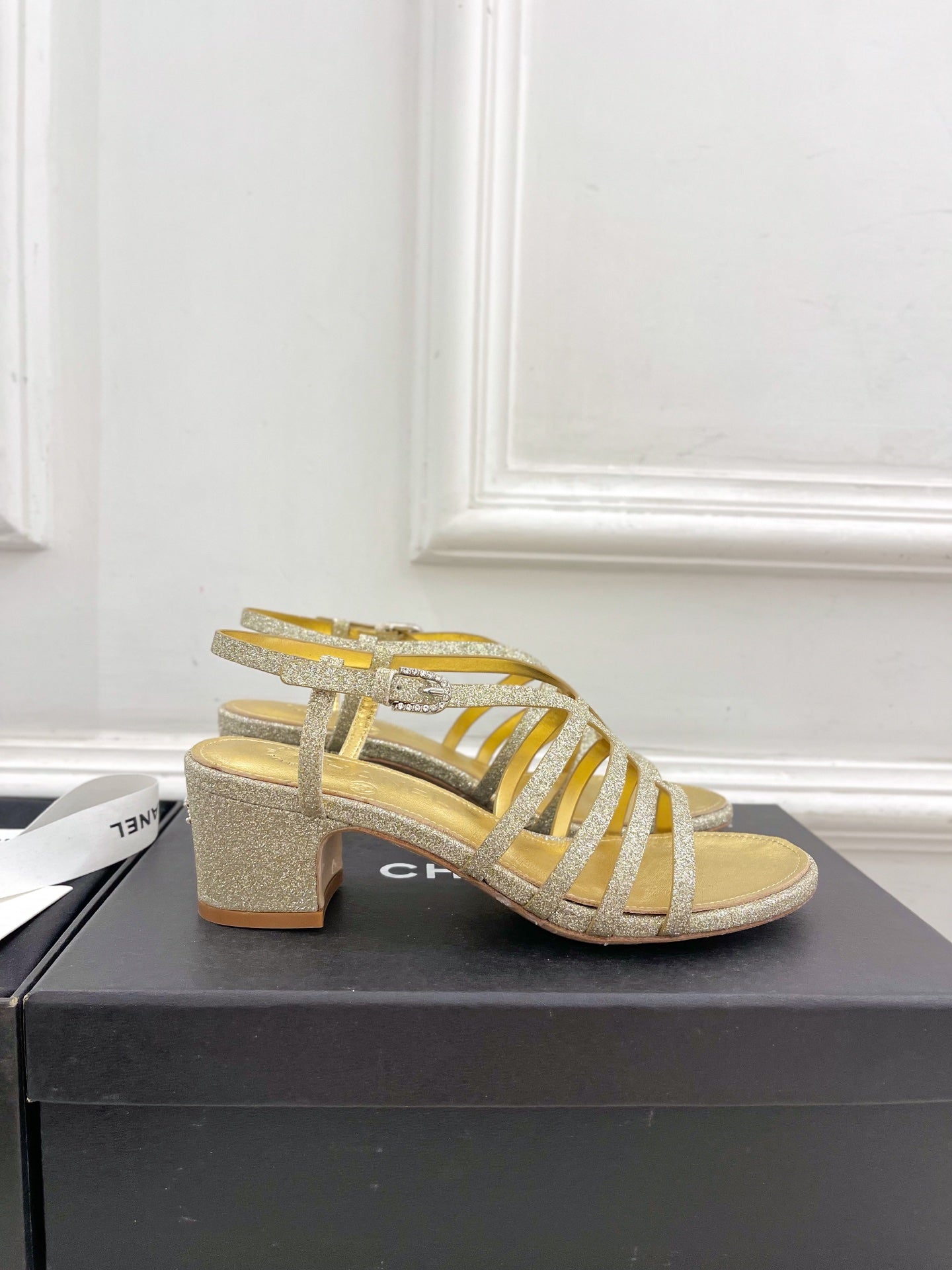 CHANEL GOLD ROMAN 5 CM SANDALS